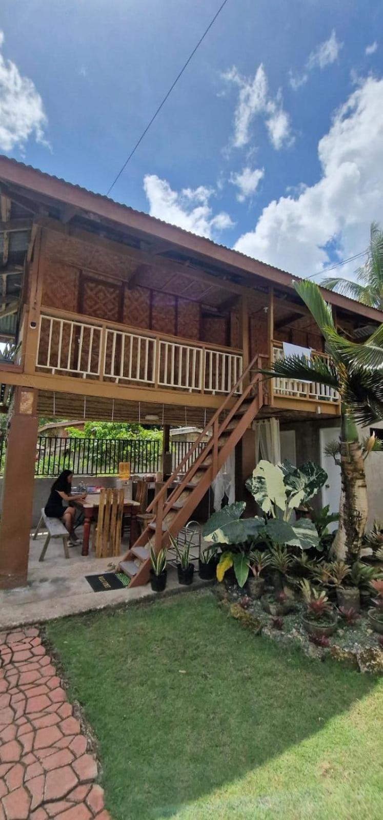 Khloe Serenity Guest House Batuan Exterior foto